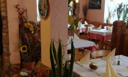 Amberger Hof Gastraum - Kroatische Dekoration